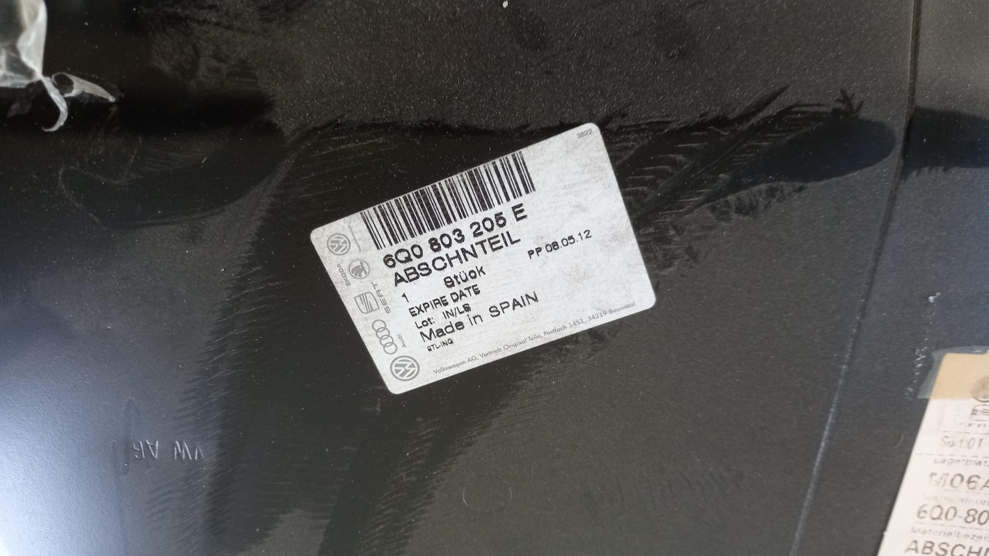 Original AUDI A1 VW Polo 6R 9N SKODA Fabia 6Y Bodenplatte vorne links 6Q0803205E