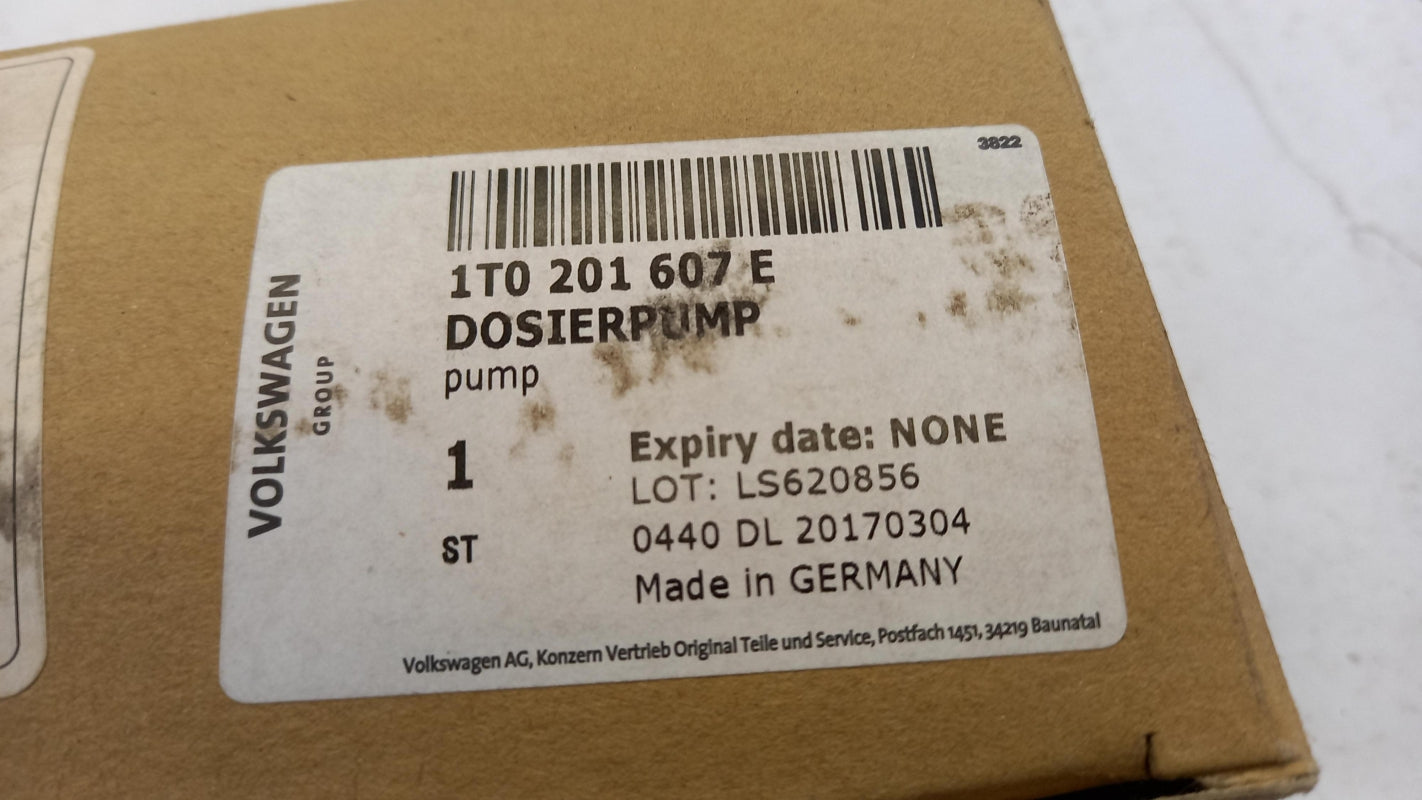 Original VW Touran 2003-2006 Kraftstoffpumpe 1T0201607E