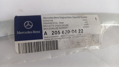 Original OE MERCEDES-BENZ Seitenwand Zierleiste A2056700422