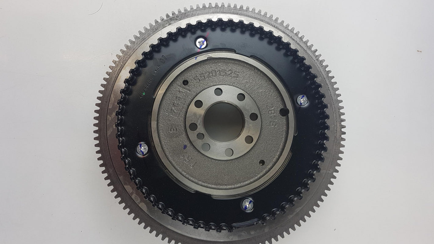 Original FIAT Grande Punto 2005 - 2008 LANCIA Musa '17 Schwungrad 71788514