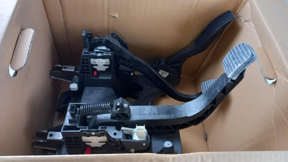 Original OPEL Meriva-B Kitpedal 13434742