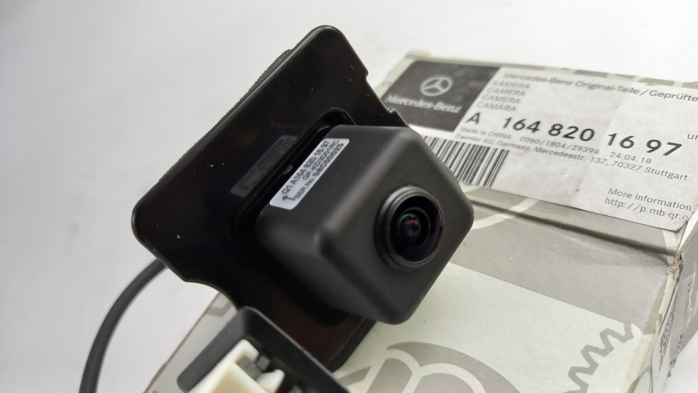 Original MERCEDES-BENZ ML-Klasse W164 Rückfahrkamera A1648201697