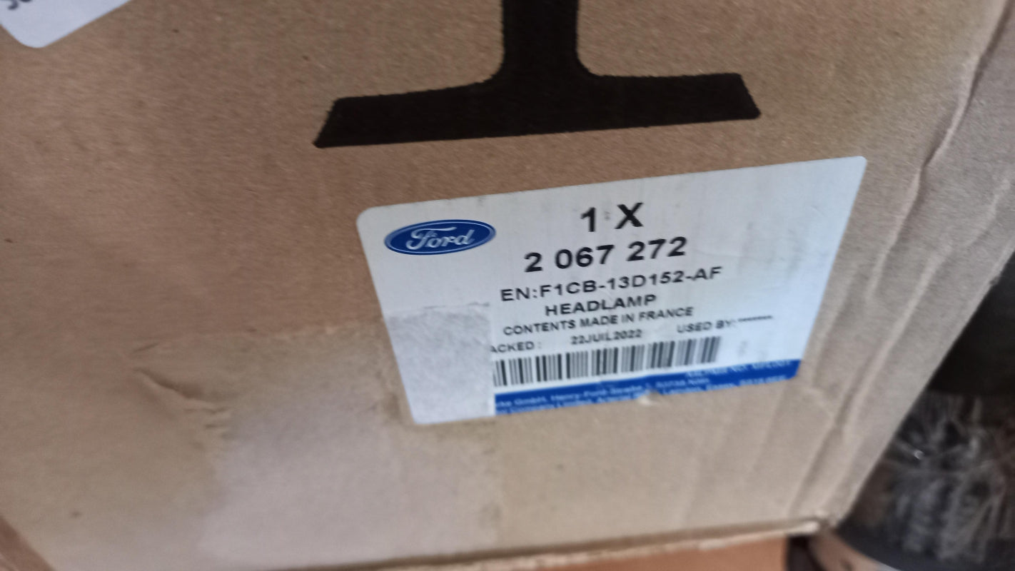 Original OE FORD Scheinwerfer 2067272