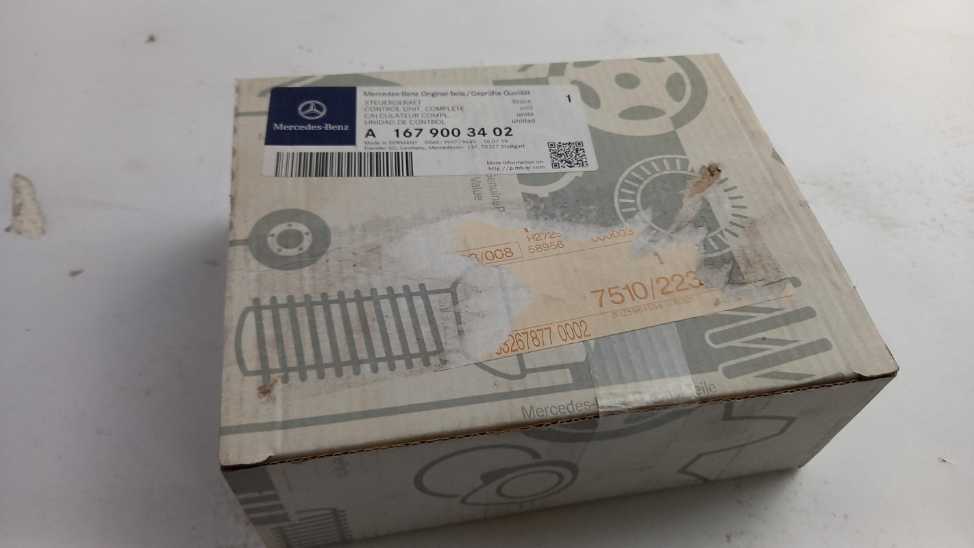 Original OE MERCEDES-BENZ A1679003402
