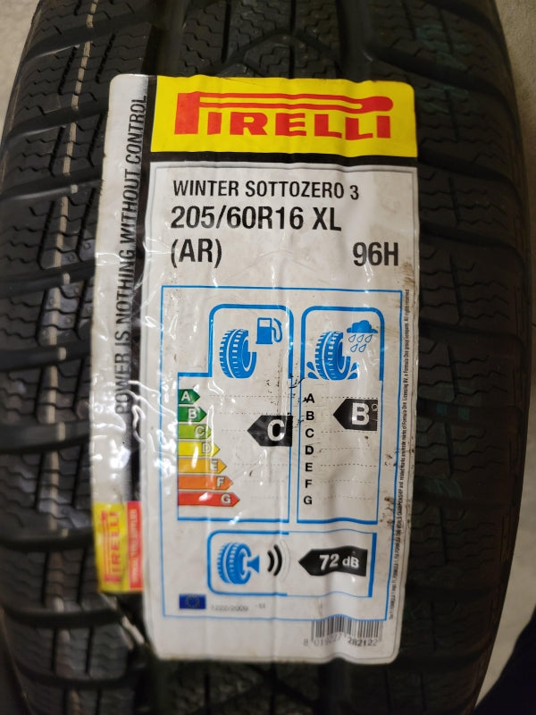 Original ALFA ROMEO Set Komplette Räder (4pc) 205/60R16 156114248SET