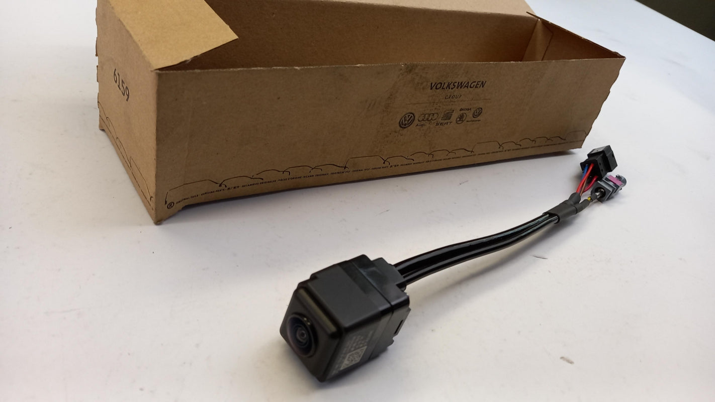 Original AUDI A3 8V TT FV Steuergerät mit Rückfahrkamera 5Q0980556B