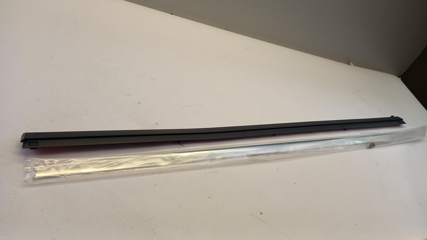 Original VW Phaeton 2011- Tür Schutzleiste grundiert vorne rechts 3D0853072GGRU