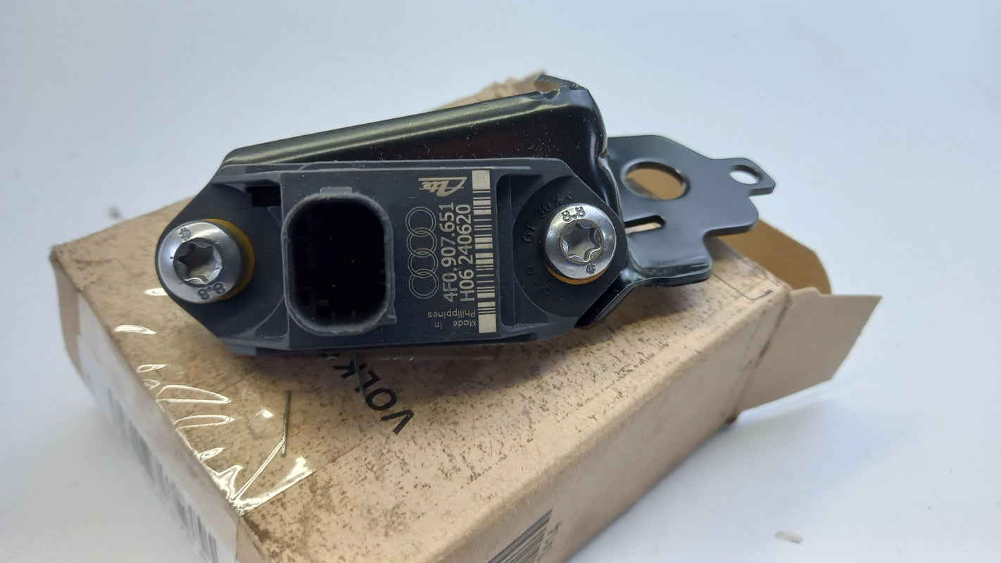 Original AUDI Q3 VW Passat Tiguan Beschleunigungssensor hinten links 3C0616575B