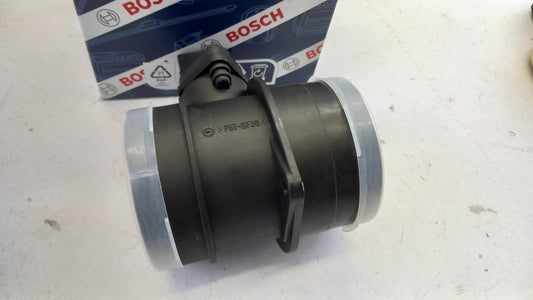 BOSCH Luftmassenmesser für AUDI FORD MITSUBISHI SKODA VOLKSWAGEN 0281006759