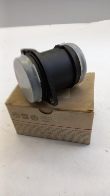 Original AUDI A3 8L A4 8D A6 4B VW Passat 3B 1.8 T Luftmassenmesser 058133471A