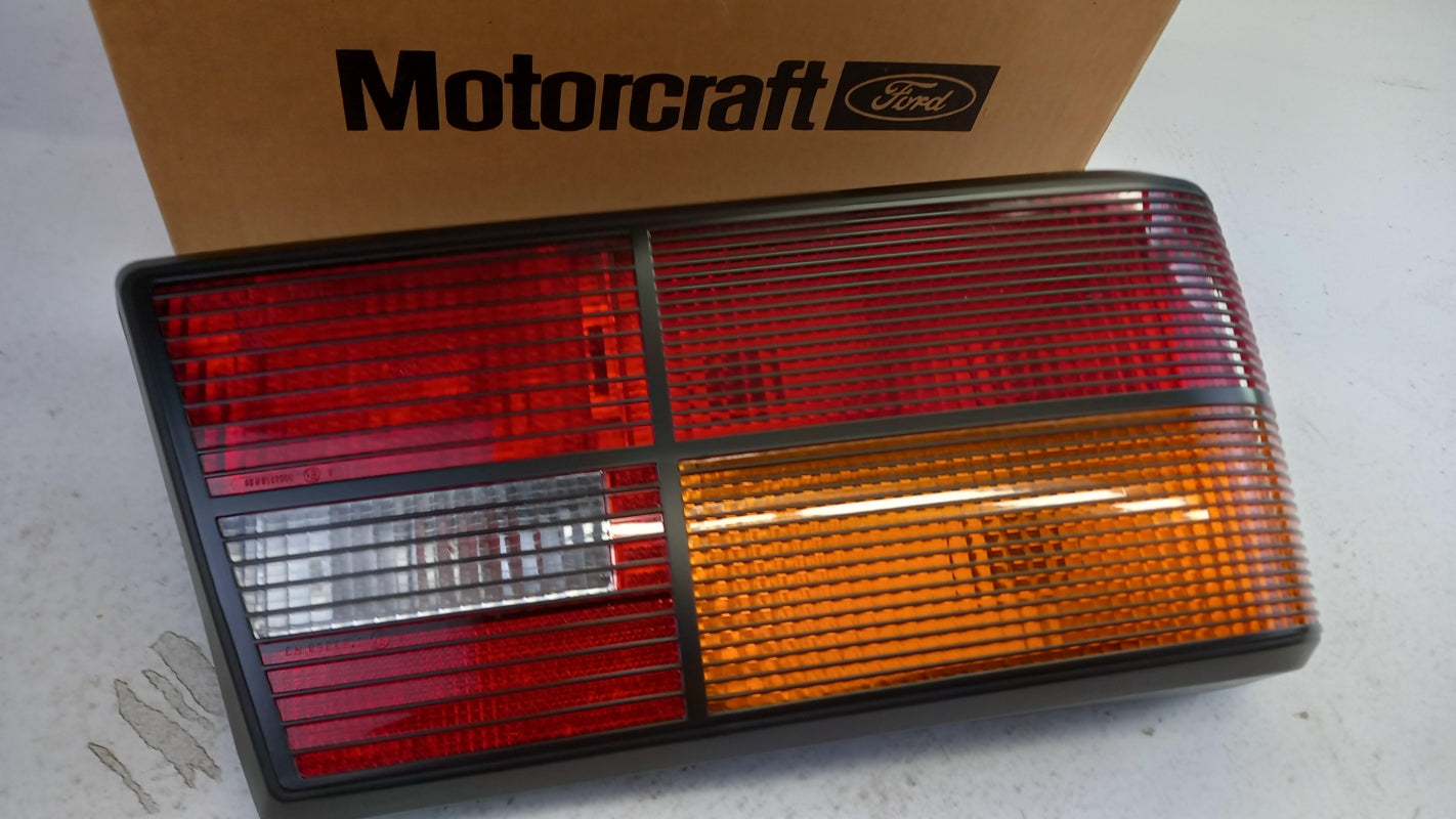 Original OE FORD Heckleuchte 1630401