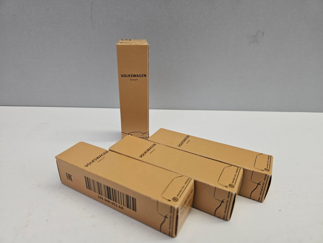 Original AUDI A3 A4 A6 A8 VW Bora Golf Parati Zündkerze LongLife 101000051AA