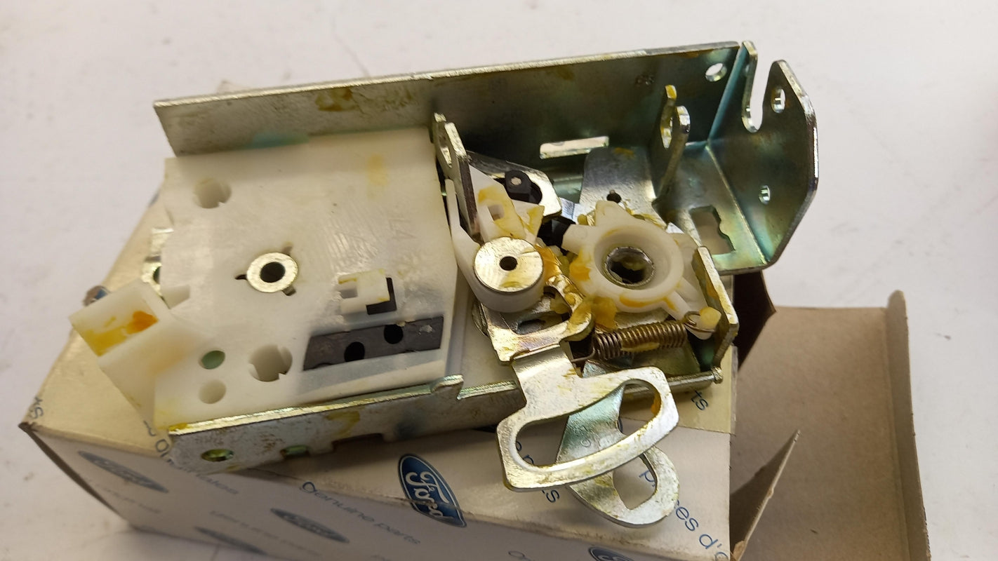 Original OE FORD Türschloss 4868486