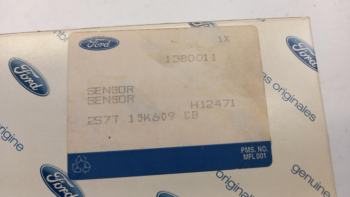 Original FORD Focus C-Max Innenleuchte 1380011