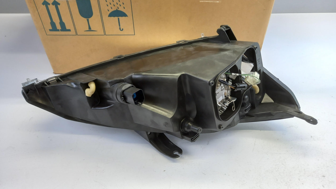 Original OE FORD Scheinwerfer 1106856