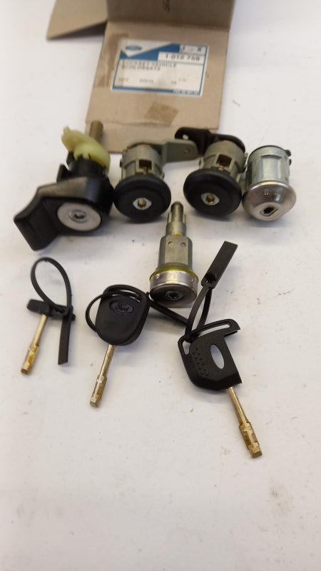Original OE FORD Schließzylinder Satz 1012759