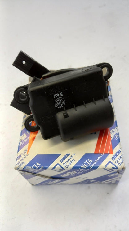 Original OE FIAT Elektromotor 82453627