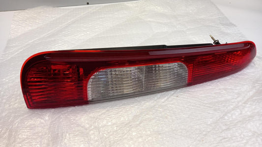 Original OE FORD Heckleuchte 1347455