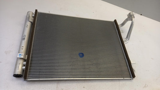 Original OE HYUNDAI/KIA Klimakondensator 976062L600AS
