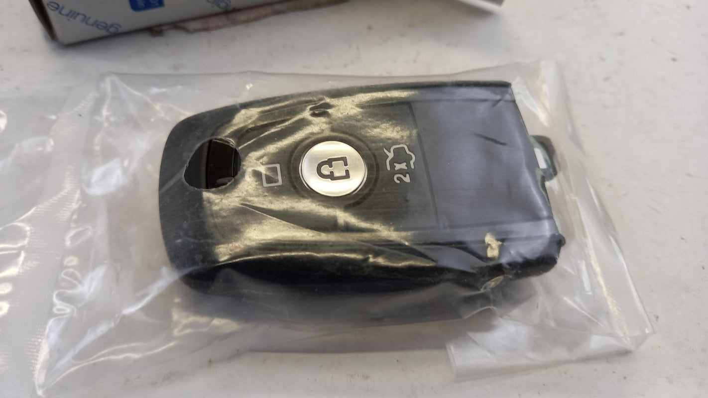 Original FORD Mustang 2017-2024 Funkfernbedienung Autoschlüssel 2286144