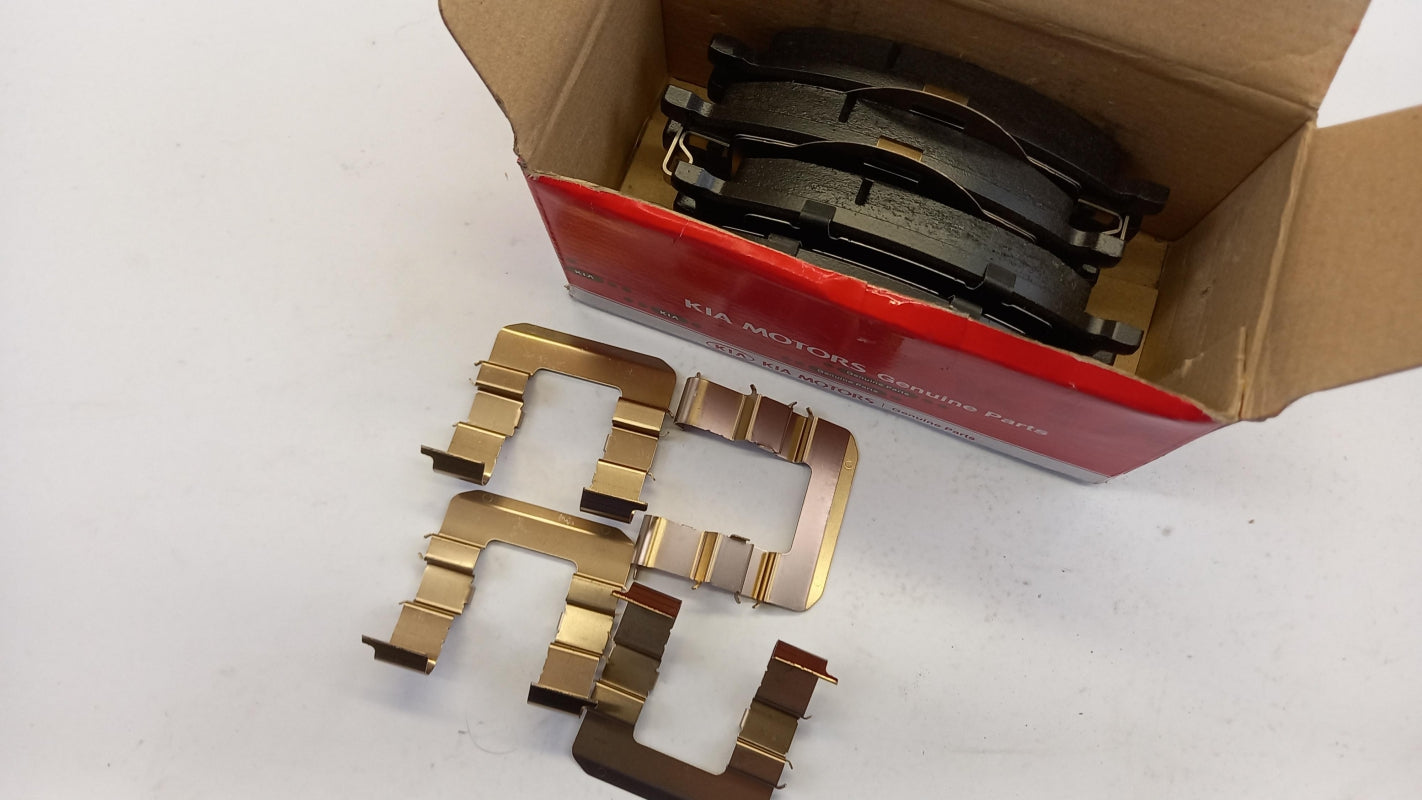 Original HYUNDAI Accent KIA Rio Stonic Bremsbeläge 581011GE00