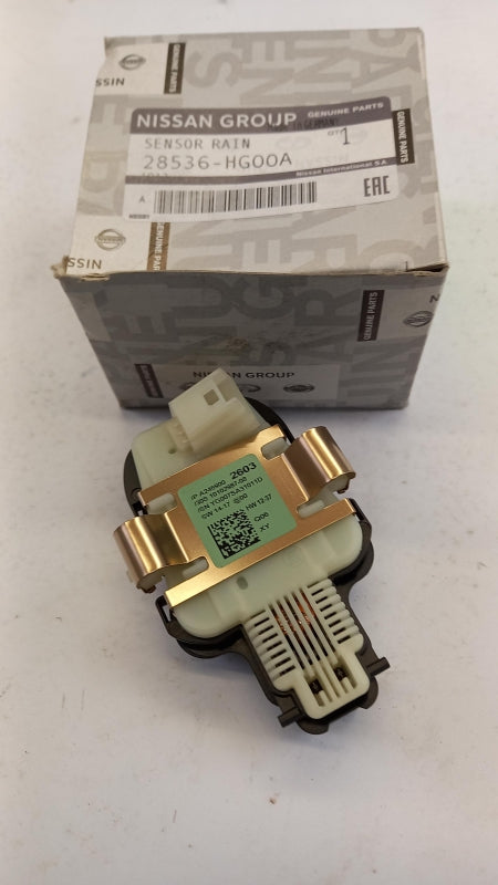 Original NISSAN  Infiniti QX30 Regensensor 28536HG00A