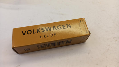 Original VW Golf 7 8 Passat B8 Polo 6 Tiguan Up 1.0/1.4 TSI Zündkerze 04E905602D