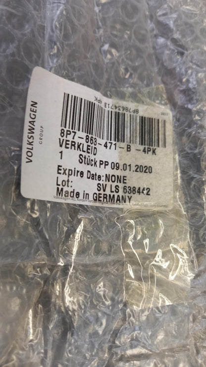 Original OE Volkswagen Ladekantenschutz 8P7863471B4PK