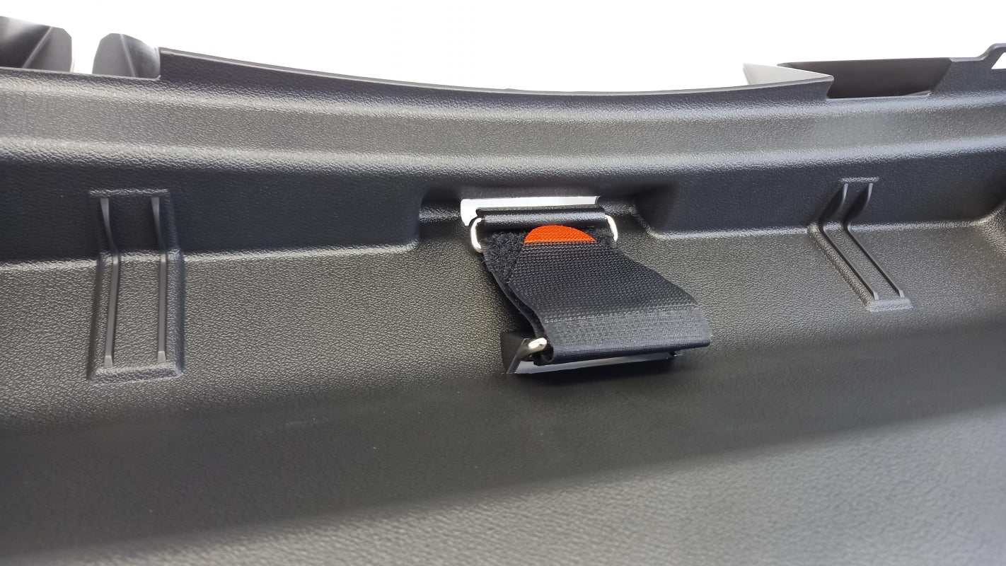 Original OE Volkswagen Ladekantenschutz 8P7863471B4PK