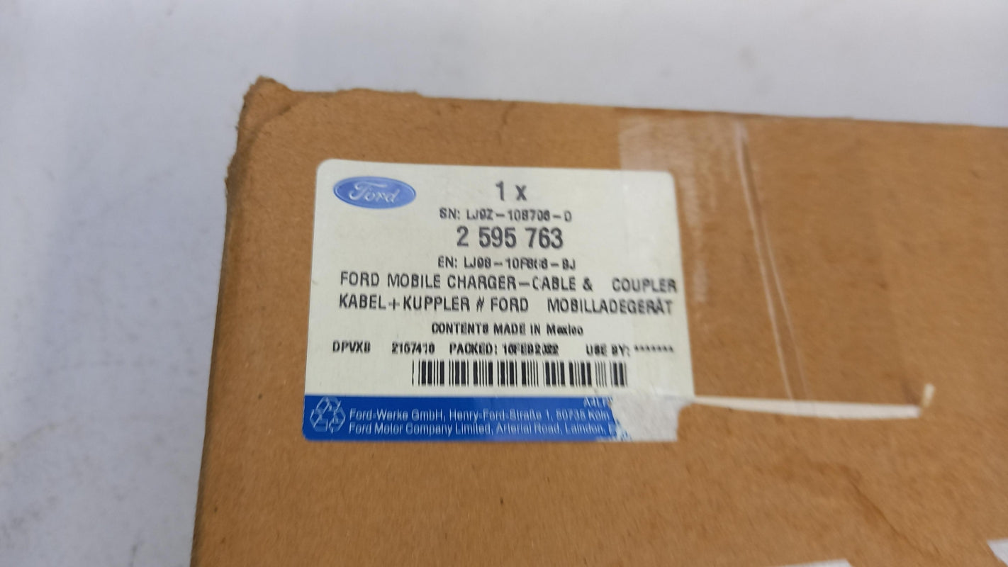 Original FORD Mustang Mach-E 2021> Batterieladegerät 2595763