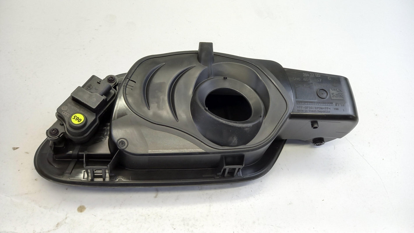 Original OE Volkswagen Tankklappe 5H0809857C