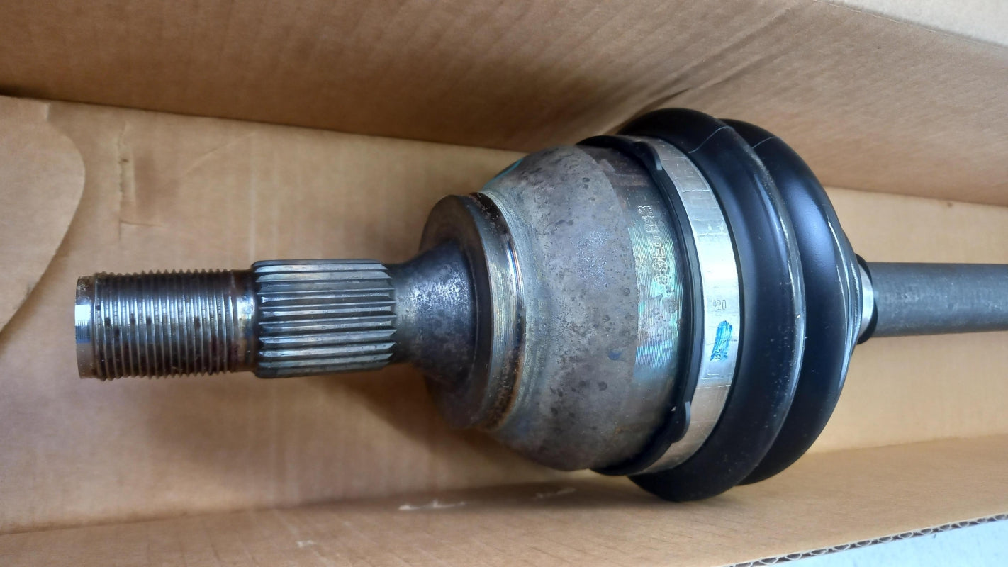 Original OE Peugeot Antriebswelle 3272LH