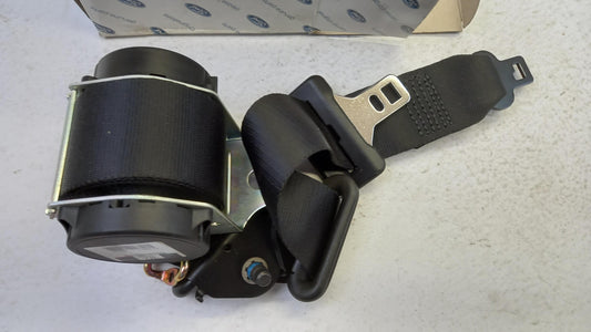 Original FORD Focus C-MAX 03-07 (CAP) Sicherheitsgurt hinten mitten 1373610