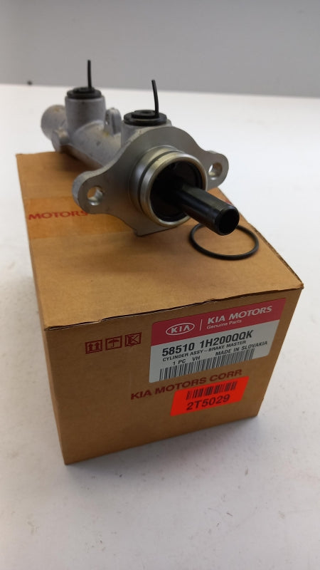 Original HYUNDAI I30 KIA Ceed Hauptbremszylinder 585101H200QQK
