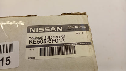 Original OE NISSAN Anhängerkupplung Elektrosatz KE5056F013