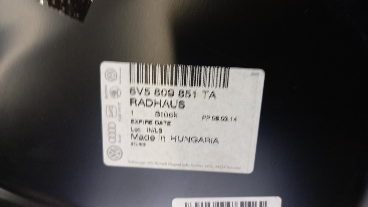 Original AUDI A3 RS3 8V Radhaus innen hinten links 8V5809851TA