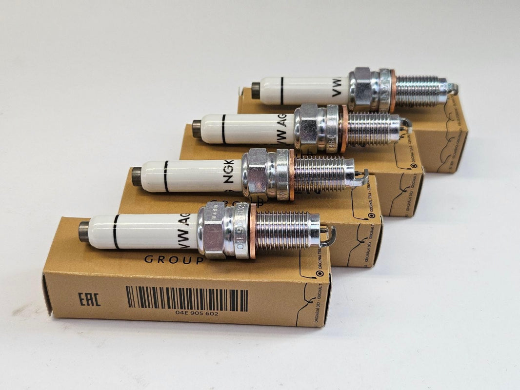 Original AUDI A1 8X A4 B9 Q2 VW Golf 7 Passat Polo Zündkerze TSI 04E905602