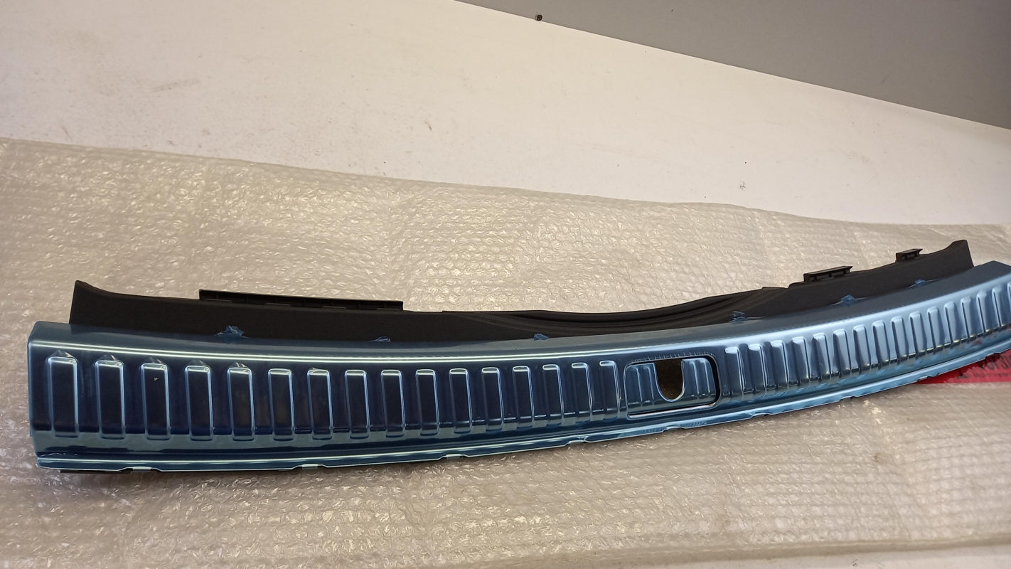 Original AUDI A6 RS6 4A Ladekantenschutz Edelstahl soulschwarz 4K98644834PK