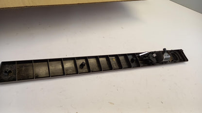 Original VW Touareg 7L Türblende titanium metallic hinten links 7L6867085B4V7