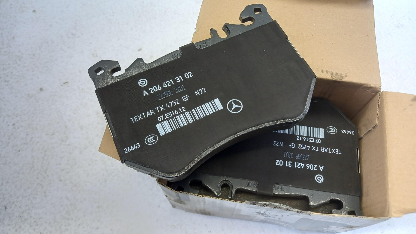 Original OE MERCEDES-BENZ Bremsbeläge A0004210602