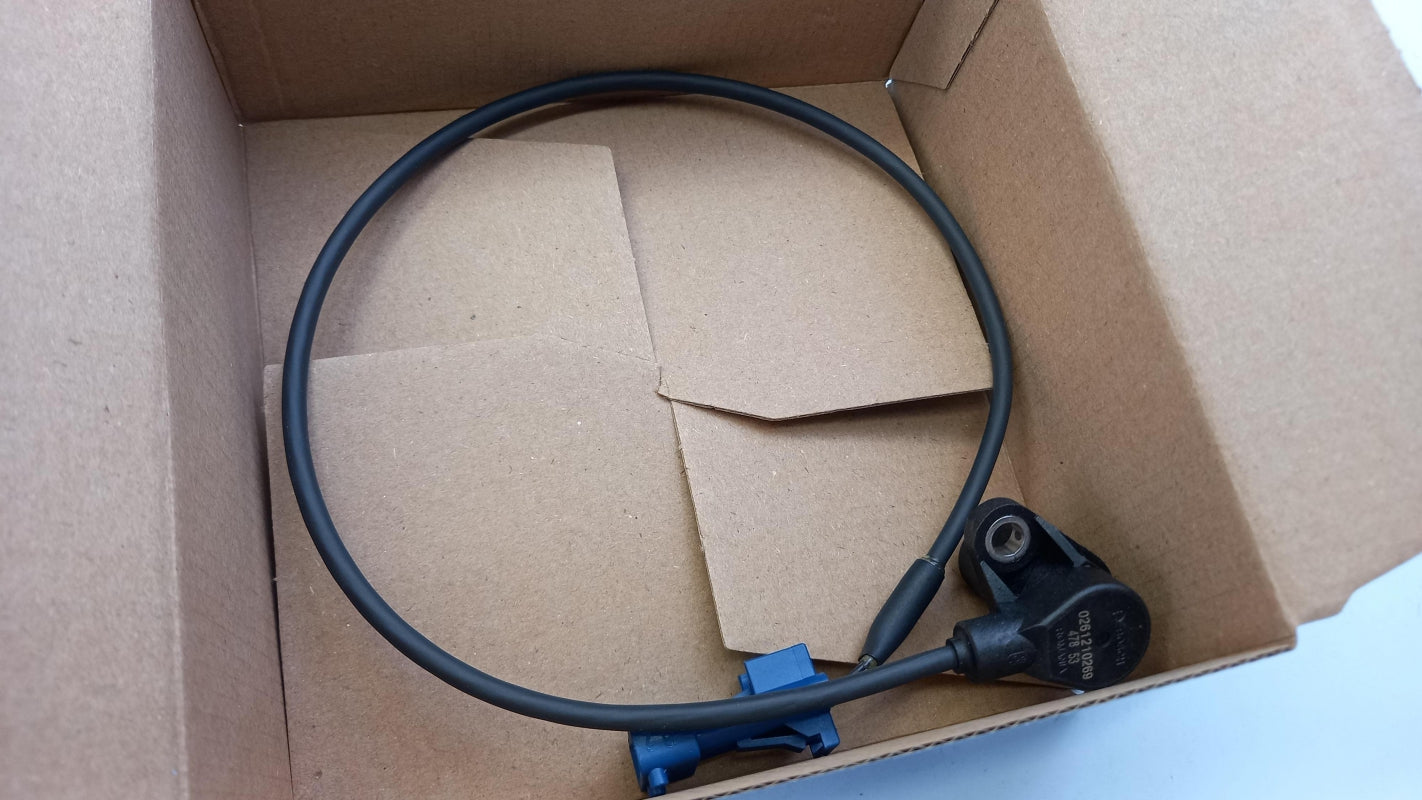 BOSCH Kurbelwellensensor für SAAB 900 II 9-3 9-5 0261210269