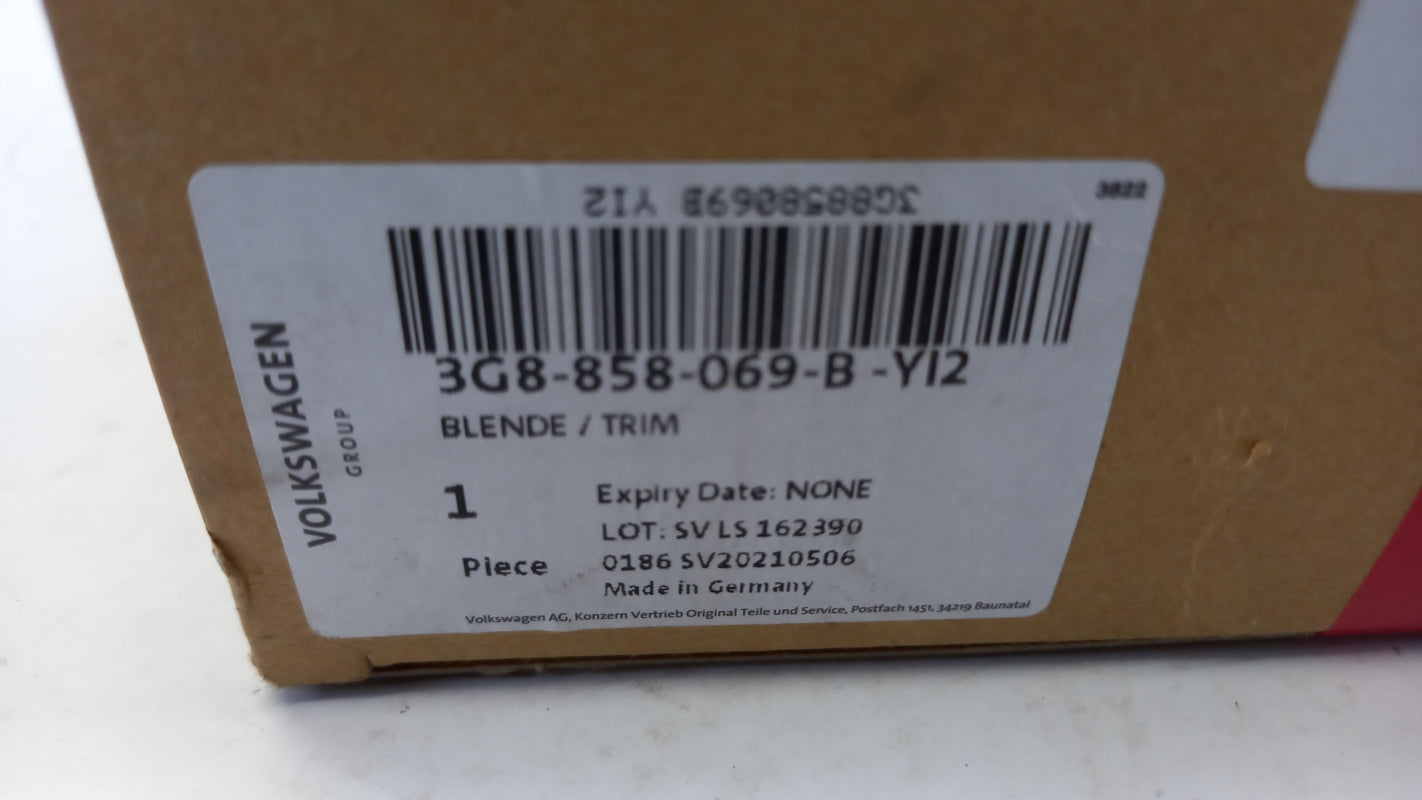 Original OE Volkswagen Mittelkonsole Teil 3G8858069BYI2