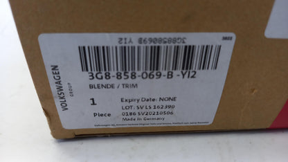 Original OE Volkswagen Mittelkonsole Teil 3G8858069BYI2