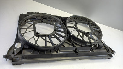 Original AUDI A8/S8 4E 2004-2007 3.7l 4.2l Motor Kühlerlüfter 4E0121207A