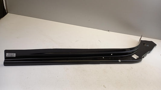 Original OE Volkswagen Kotflügel Halter 8K0804030