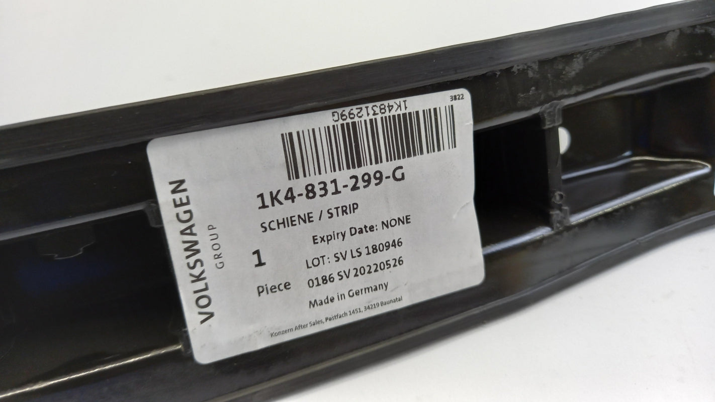 Original VW Golf '04-'09 Tür Halteschiene hinten links 1K4831299G