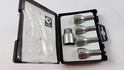 Original OE MERCEDES-BENZ Radschraube A4539902500