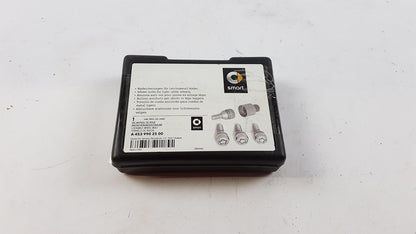 Original OE MERCEDES-BENZ Radschraube A4539902500