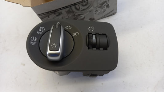 Original AUDI A1 8X Q3 8U Lichtschalter soulschwarz 8X1941531AB5PR