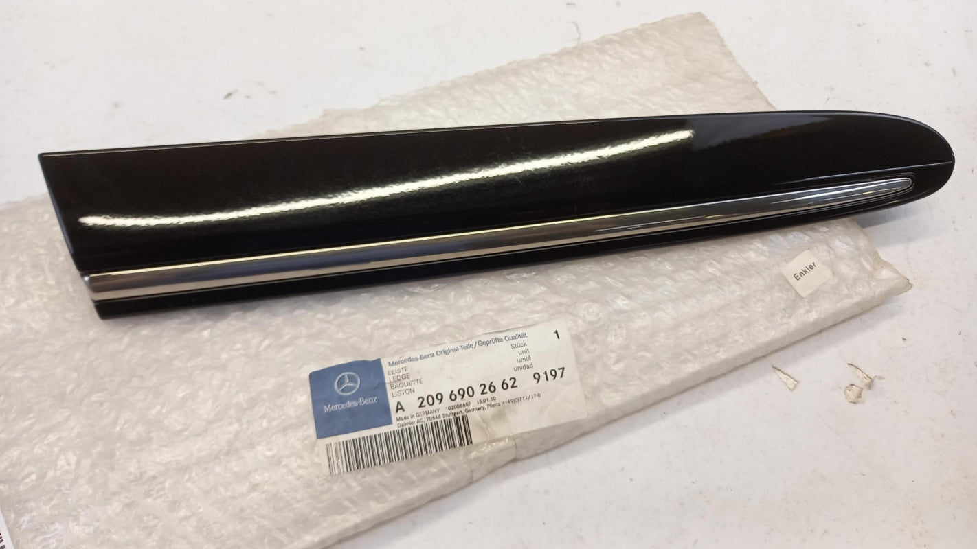Original OE MERCEDES-BENZ Tür Zierleiste A20969026629197